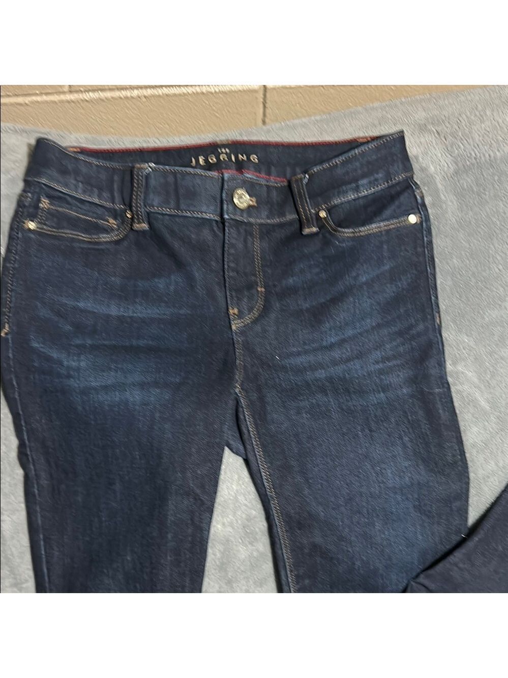 White House Black Market Women’s Jeggings